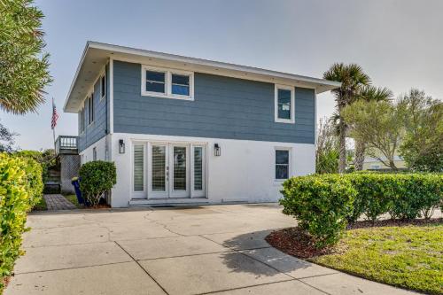 Beachfront Florida Getaway with Furnished Deck! in Fernandina Beach, USA