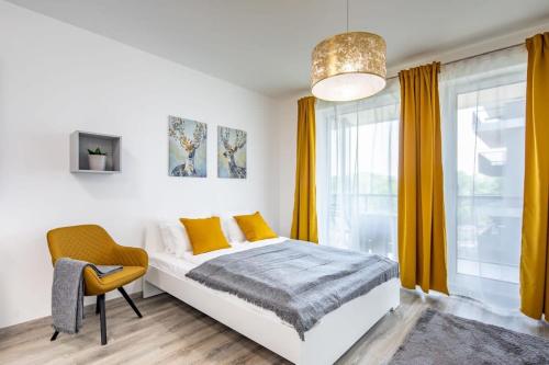 Brand NEW Studio with balcony - image 5