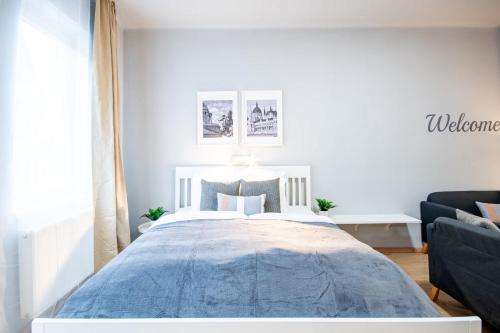 Modern - Balcony - Comfy - image 12