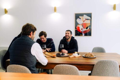 Outsite Bordeaux - Work, Connect, Explore in Bordo