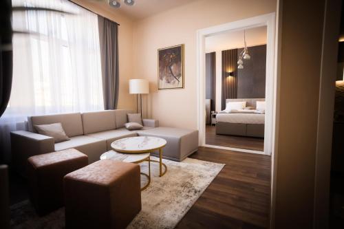Old Town Sebilj 40m Luxury Apartment by Naami II
