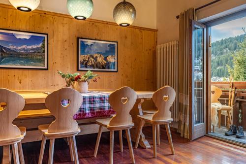 Bar/lounge, Penthouse Center Madonna di Campiglio VN in Palu
