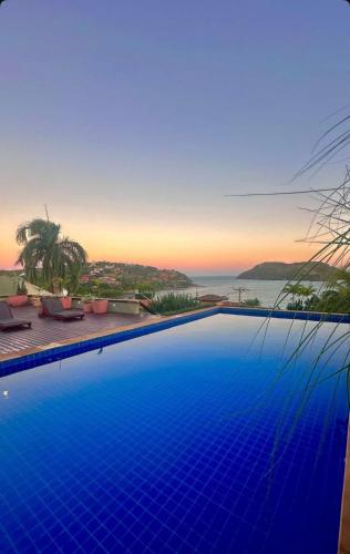 Vista Mar, a 50m da Praia da Ferradura – khách sạn tại Bãi Biển Ferradura