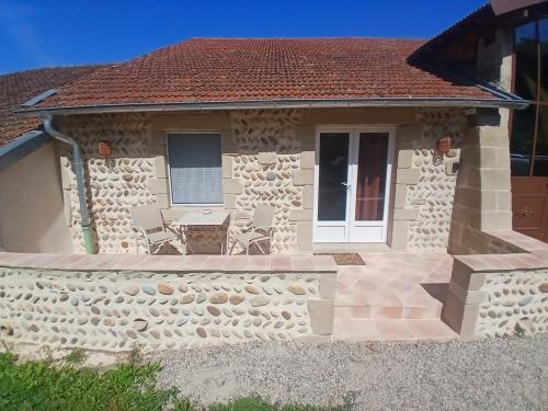 Studio à la campagne (Studio a la campagne) in Chateauneuf Sur Isere