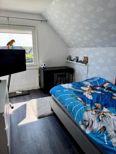Hus, barnvanligt, nara strand in Vallas