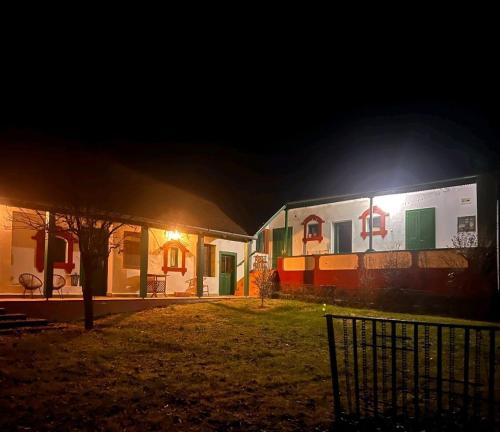 Villa Forest, silene and stars in Szentlászló