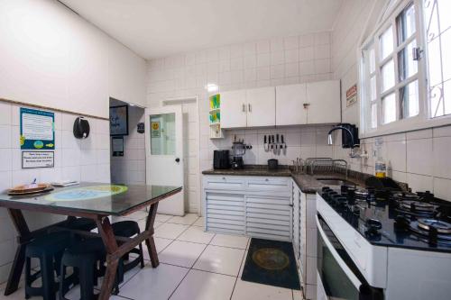 Konyha, Onca da Praia Hostel in Vitoria