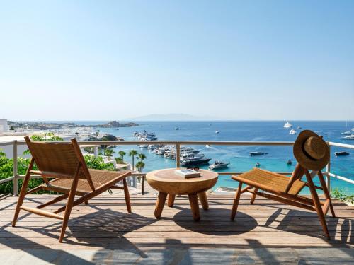Trinitas Mare Psarou Beach – khách sạn tại Psarou