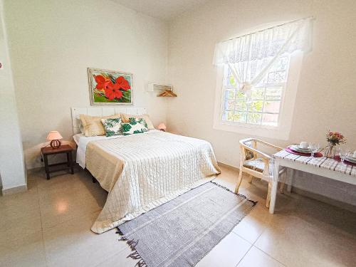 Flats Jardim de Ramos Paraty - 3 km do Centro e Cachoeiras – khách sạn tại Pantanal