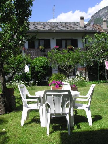 B&B Au Petit Bonheur - Accommodation - Saint Vincent