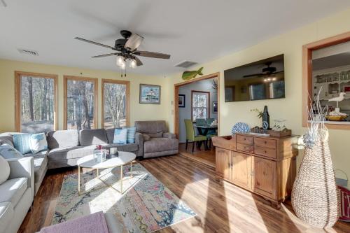 Potomac River Haven w/ Private Beach, Dogs Welcome in Piney Point (MD)