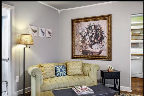 Truly Central Private Guest House in Nashville, USA