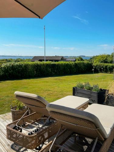 Viesnīcas āriene, Beach Hotel Inspired Holiday Home By Limfjorden in Skyum