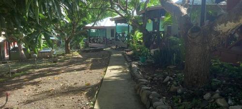 Eco Adventure Camp, Lodge and Tours Pte Limited in บา