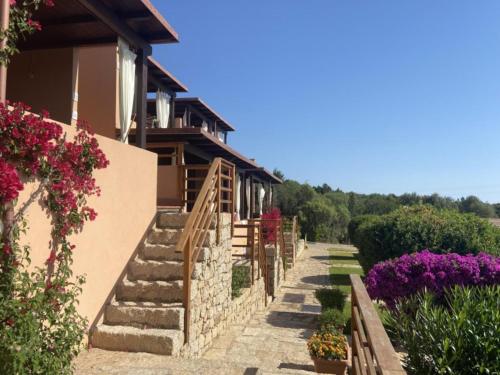 Oprema, Elegant Sardinia Apartment for 4 in Tanca Manna