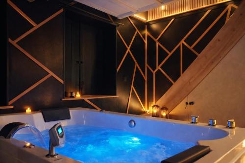 Suite Spa et Jeux de Cogny in Gleize (Rhone-Alpes)
