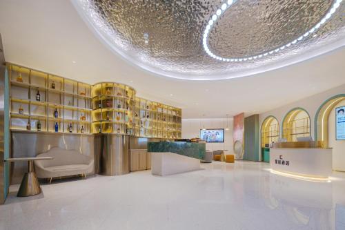 Vestíbulo, 星辰酒店深圳华强路地铁站中心公园店 in Shenzhen