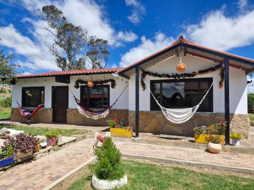 . Villa Alejandra
