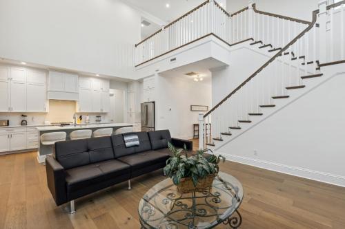Létesítmények, 140 Ocean Estates Dr in Lakewood Park (FL)
