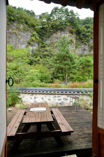 정선의 맑은 계곡에서 힐링하세요. 최대 6인 in Nam-myeon