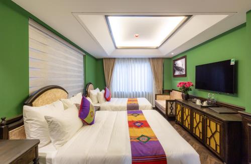 room detail thumbnail 0