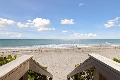 Létesítmények, 390 Strand Drive in Melbourne Beach (FL)