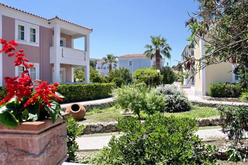 Panselinos Hotel - image 10