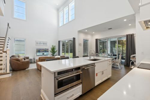 Létesítmények, 139 Ocean Estates Dr in Lakewood Park (FL)