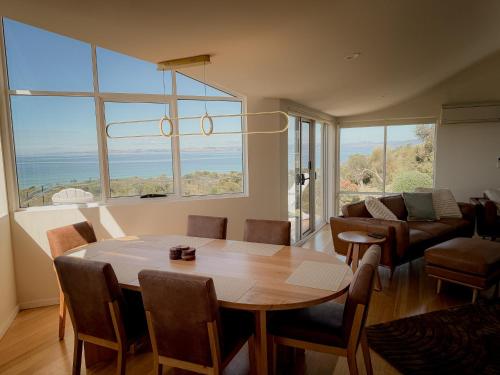 Surfside House Dodges Ferry coastal retreat in Dodges Ferry
