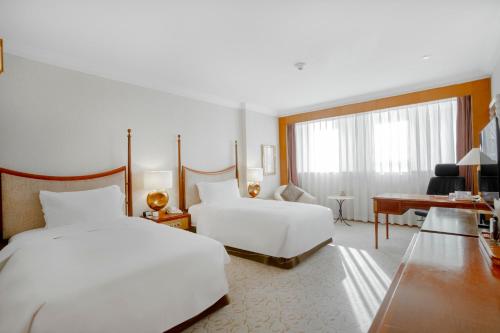 2 twin beds