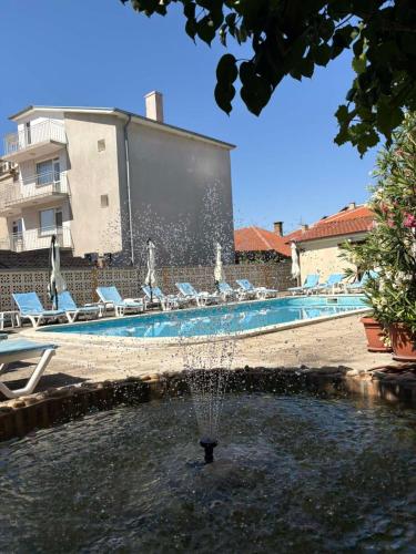 Family Hotel Chris 5