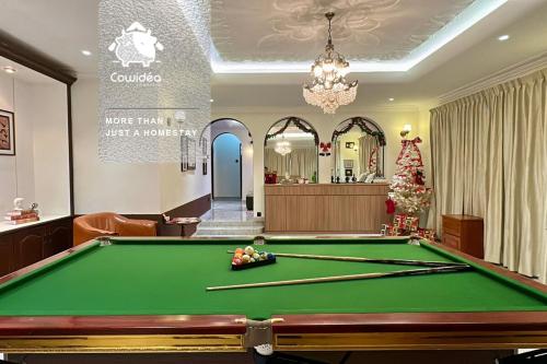 Johor Bahru -- Gathering & Spacious & KTV #6BR5B #20-24px by Cowidea in Stulang Bahru
