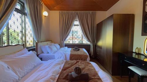 Johor Bahru -- Gathering & Spacious & KTV #6BR5B #20-24px by Cowidea in Stulang Bahru