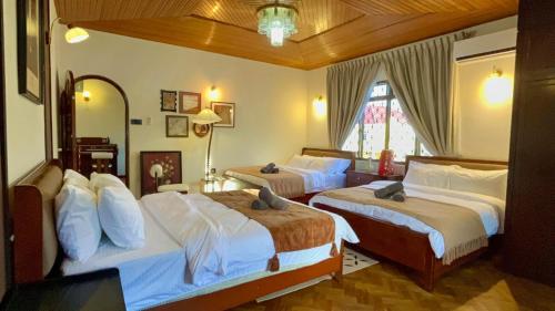 Johor Bahru -- Gathering & Spacious & KTV #6BR5B #20-24px by Cowidea in Stulang Bahru