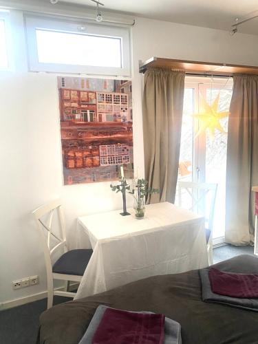 Cozy cottage close to nature and city in 엔스케데