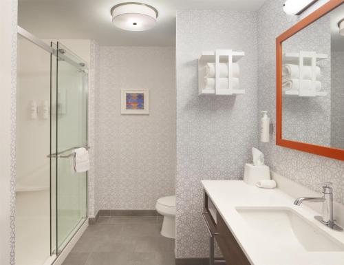 Hampton Inn & Suites Cleveland-Mentor - image 9