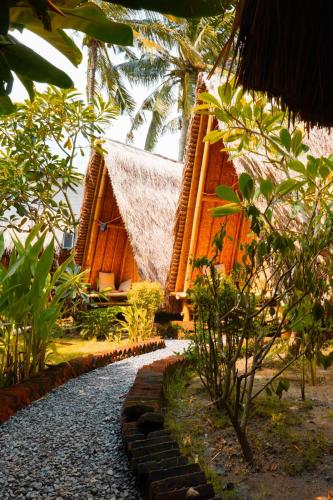 SAME SAME Bungalows - ECO Friendly, Dompu