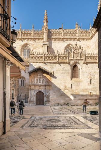 Ático con terraza y vistas únicas a la Catedral pleno centro de Granada 2