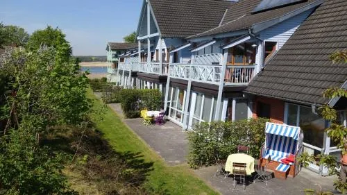Fewo 7 im Fischerhaus Wintergarten und Terrasse mit Strandkorb in Ostseebad Sellin, Deutschland