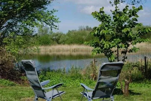 Ferienwohnungen am kleinen See in Bergen auf Rügen, Deutschland