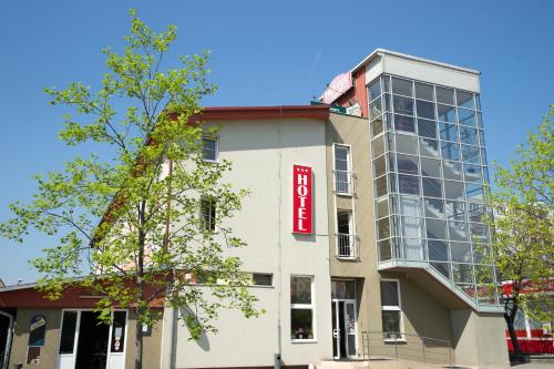 Hotel Dominika - main image