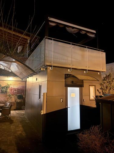 Tiny House Nike in Τετνάγκ