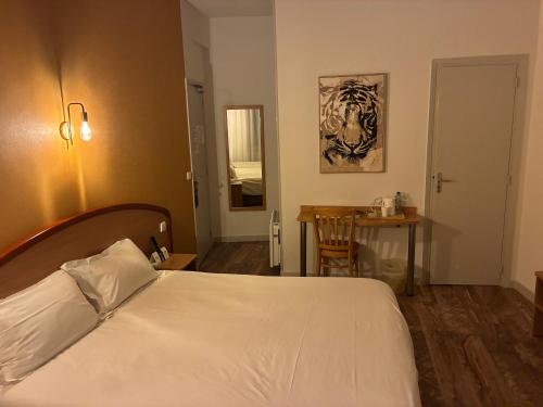 hotel photo