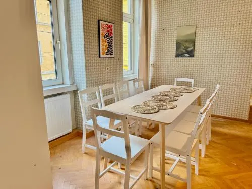 140 m2 Old-School Classical Apartment in Wien, Österreich