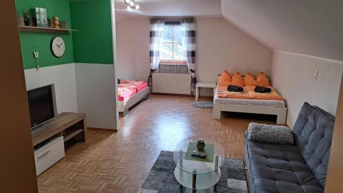 Ferienwohnung Pölzlbauer (Ferienwohnung Polzlbauer) in 聖哥羅拿岩韋赫塞爾