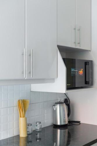 Angel Apartments - 2Bed in Midlands