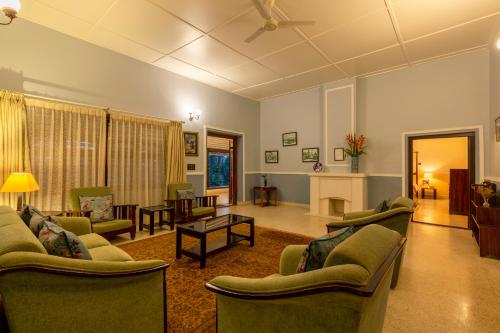 amã Stays & Trails - Woshully Bungalow, Coorg – khách sạn tại Pollibetta
