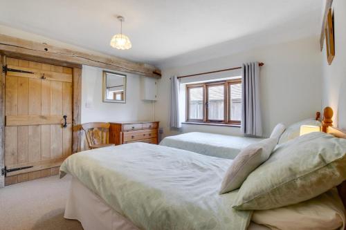 Iekārtas, 2 Bed in Nr Hailsham oc-sx912 in Bodle Street Green