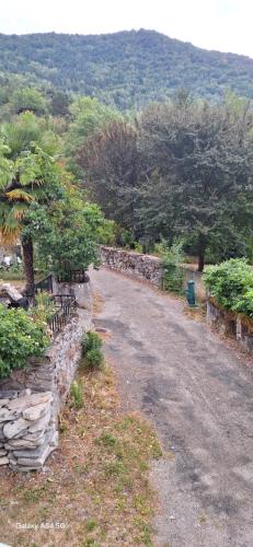 Grande maison de montagne restaurée vue Pyrénées, pied randos, télétravail (Grande maison de montagne restauree vue Pyrenees, pied randos, teletravail) in 歐高蘭利沙利班