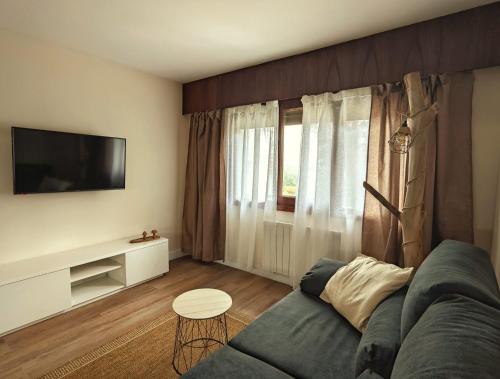 Közös társalgó / TV, Apartamento Cumbre Loba in Cerezo De Abajo